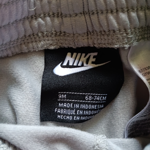 9m Nike outfit - Picture 3 of 7